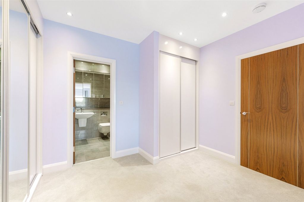 Additional image 12 of 2 bed flat for saleMarine Parade, Worthing, West Sussex BN11