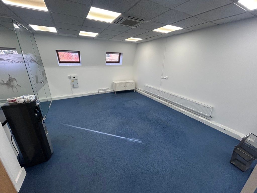 Property photo 2 of 8 Photo 5