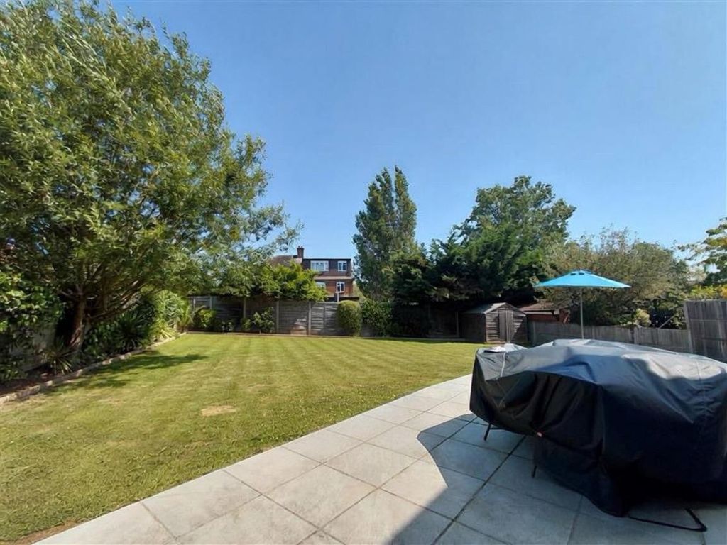 Property photo 3 of 18