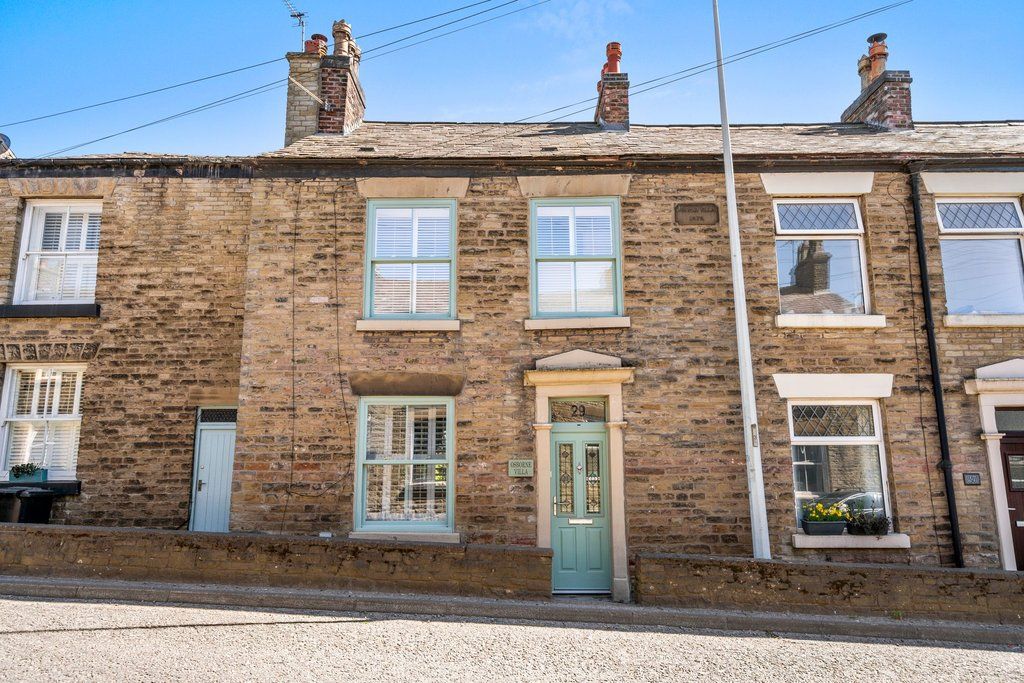 Property photo 1 of 35