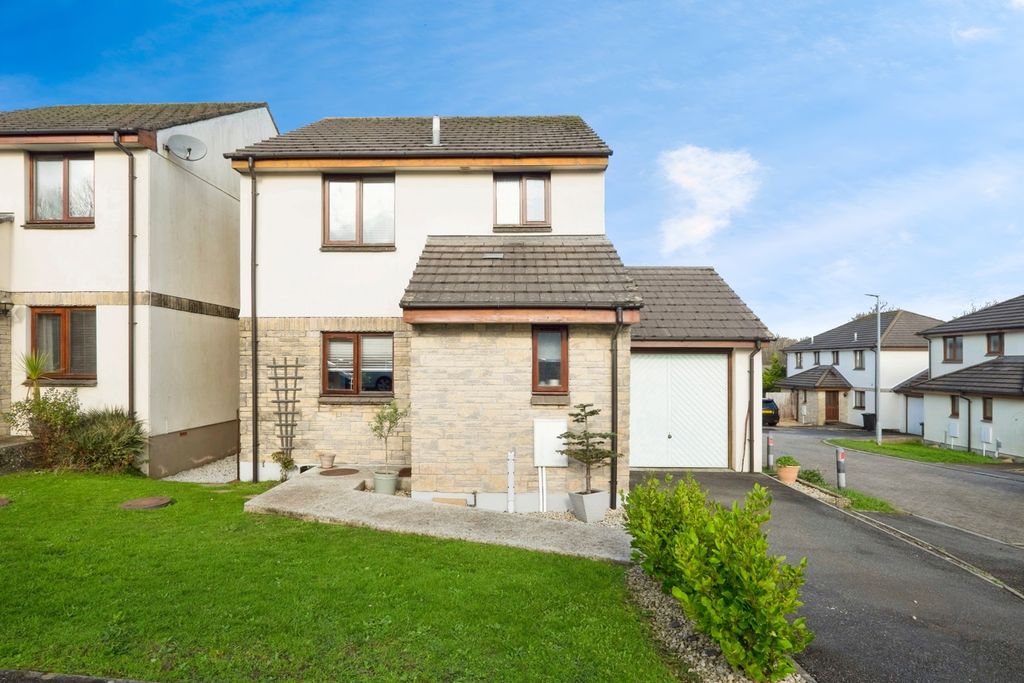 Property photo 1 of 17 Photo