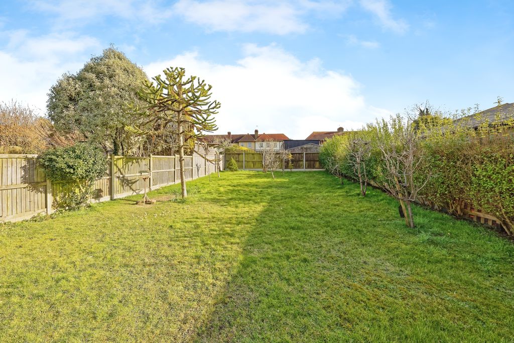 Property photo 2 of 17 Photography
