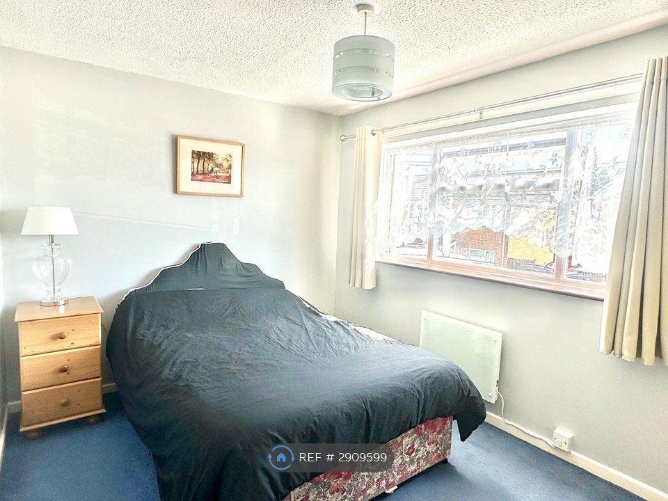 Property photo 3 of 4