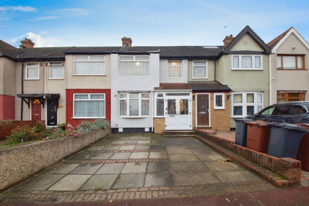 Property photo 1 of 17