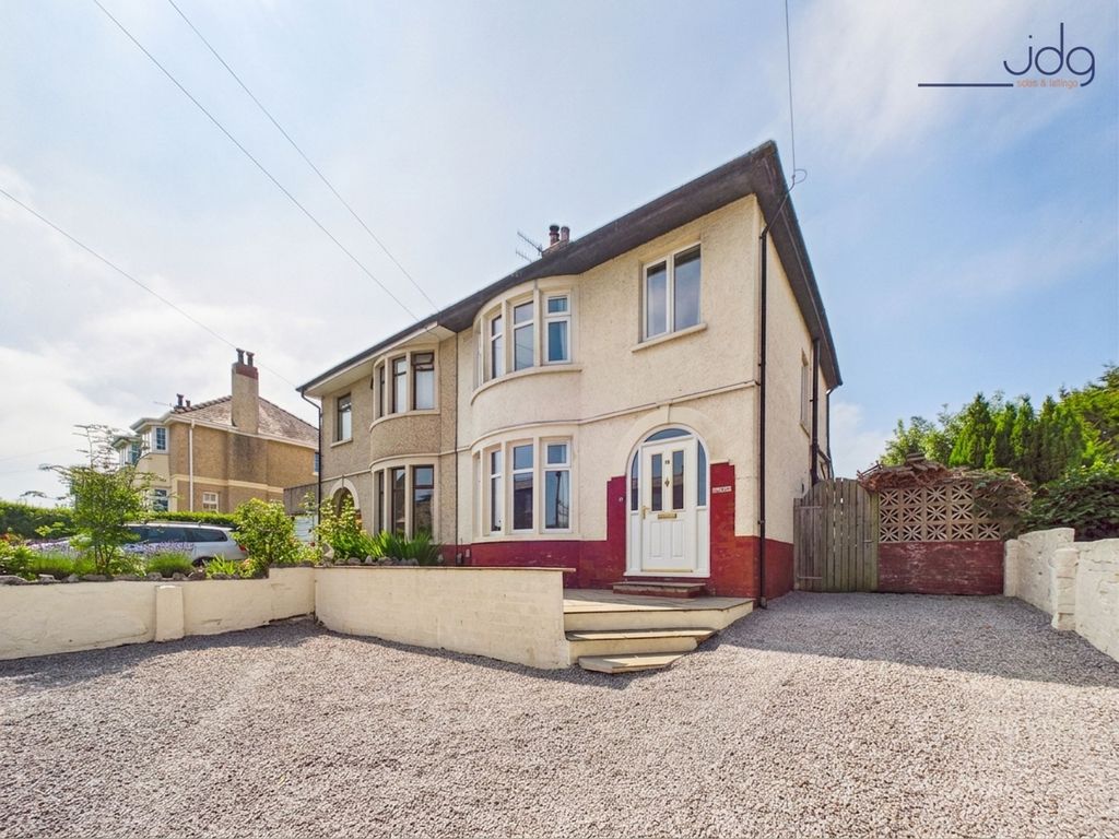 Property photo 1 of 16 Welcome To Barley Cop Lane