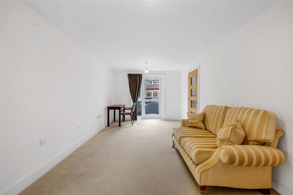 Property photo 1 of 10 18824801 (17).Jpg