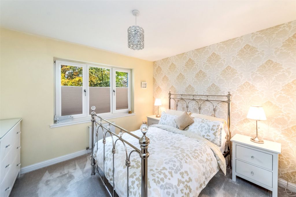 Property photo 3 of 26 Picture No. 23