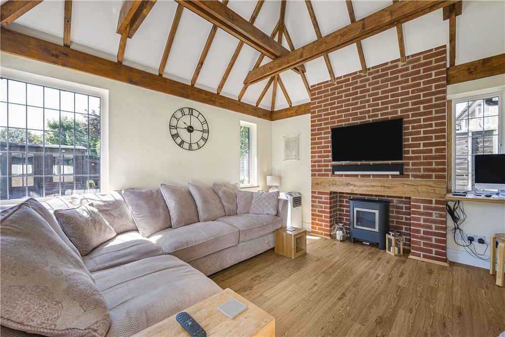 Property photo 2 of 64 Picture No. 36