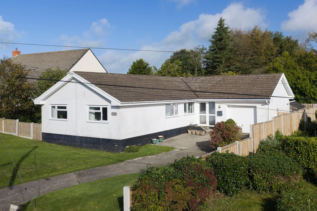 Property photo 1 of 38