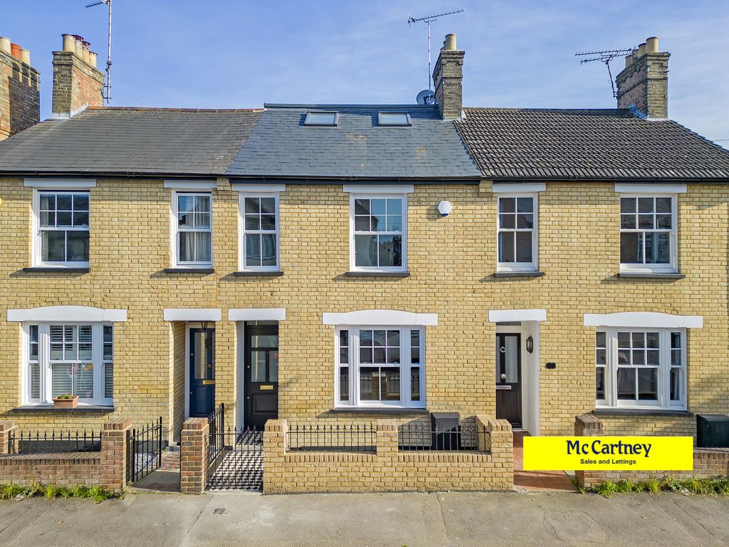 Property photo 1 of 33 Manor Road , Chelmsford , CM2 0Er