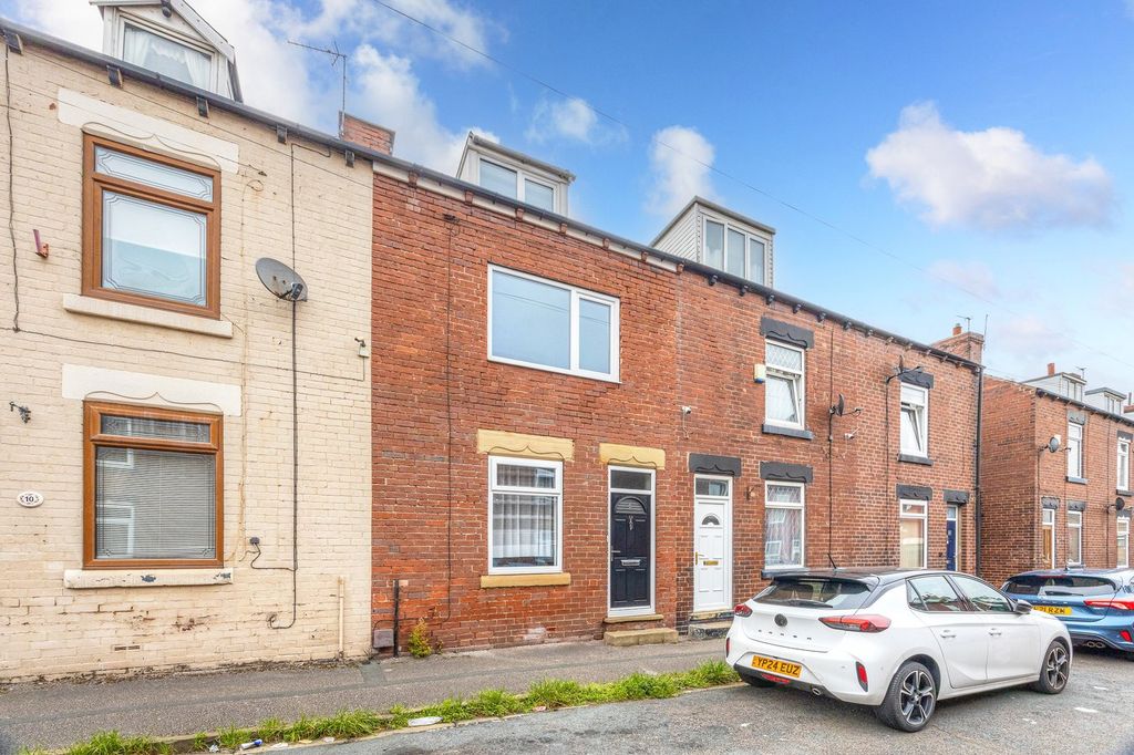 Property photo 1 of 15