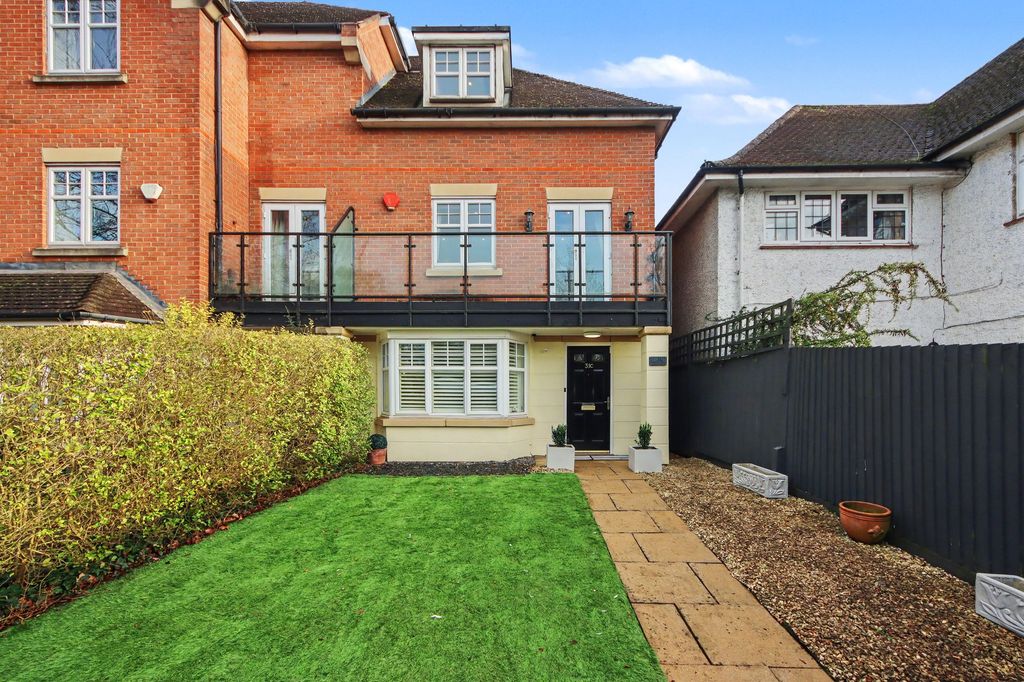 Property photo 2 of 16 External