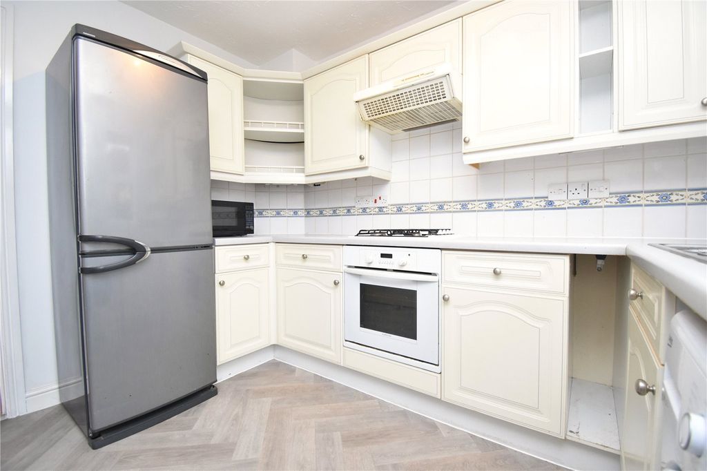 Property photo 2 of 11 Picture No. 08