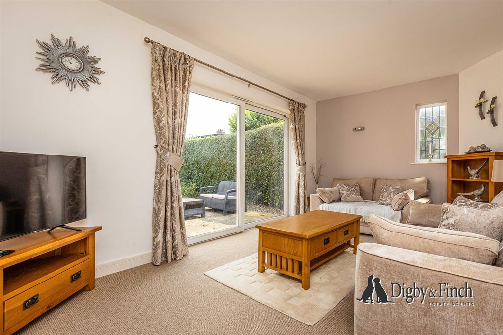 Property photo 3 of 21