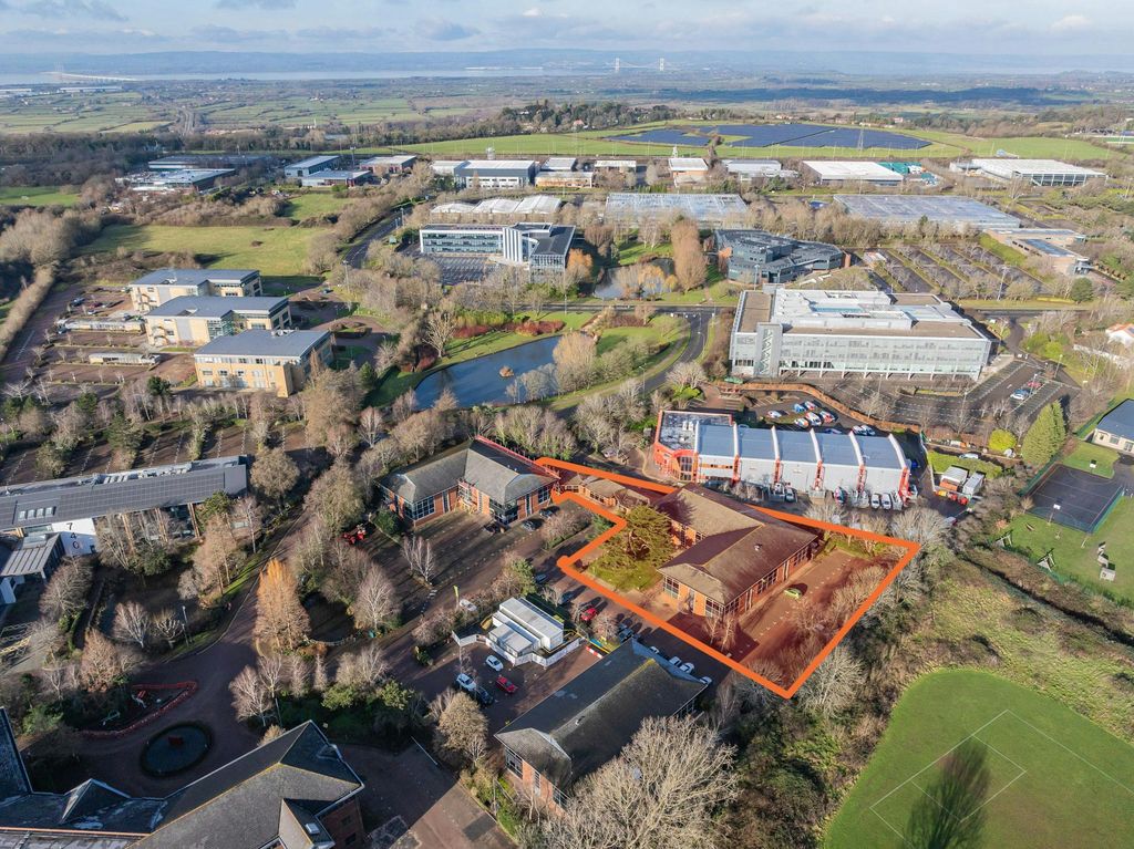 Property photo 2 of 14 715-Aztec-West,-Bristol-42_2000.Jpg