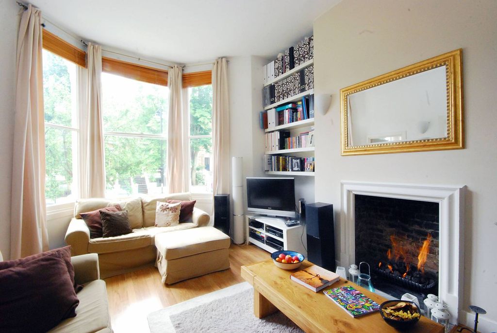 Property photo 1 of 6