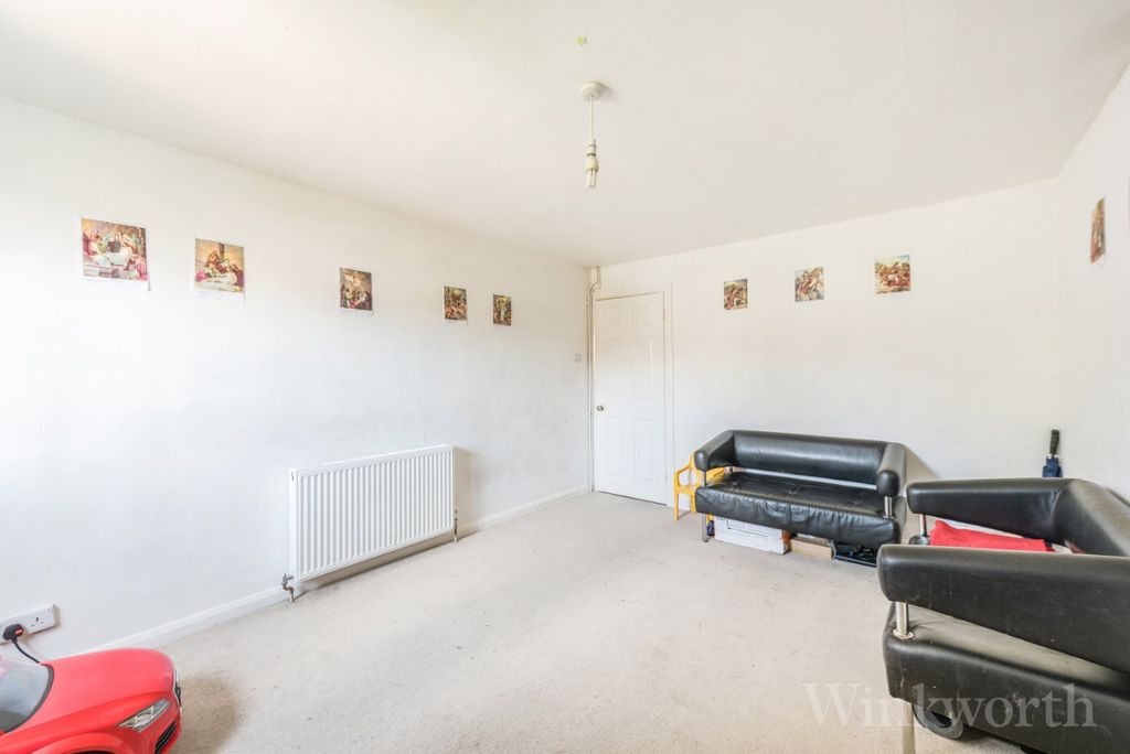 Property photo 3 of 10 Picture No. 01