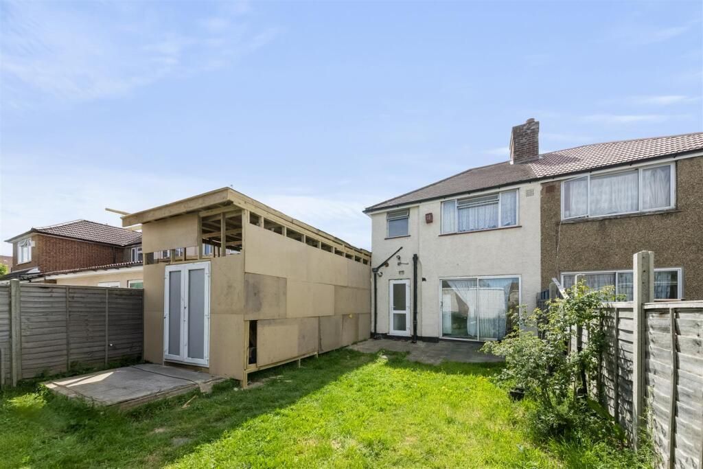 Property photo 3 of 11 261896_33869502_Img_03_0000.Jpeg