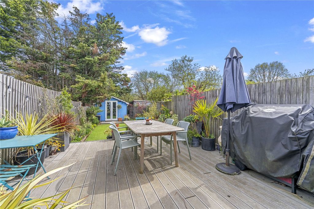 Property photo 3 of 12 Picture No. 18