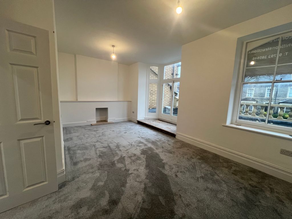 Property photo 3 of 9 Image