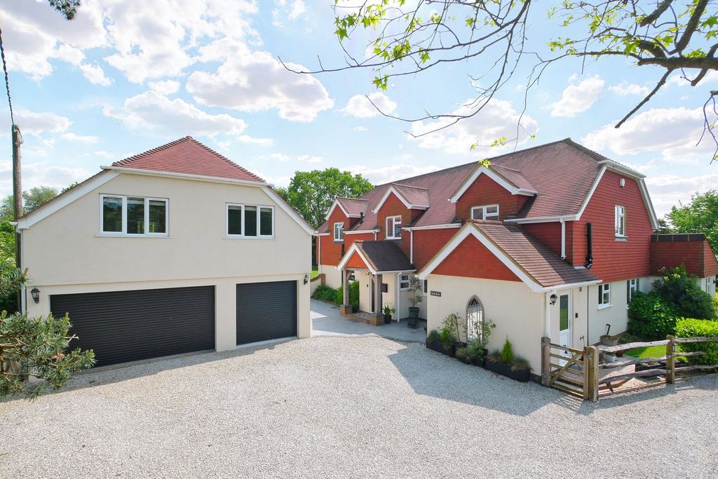 Property photo 1 of 72