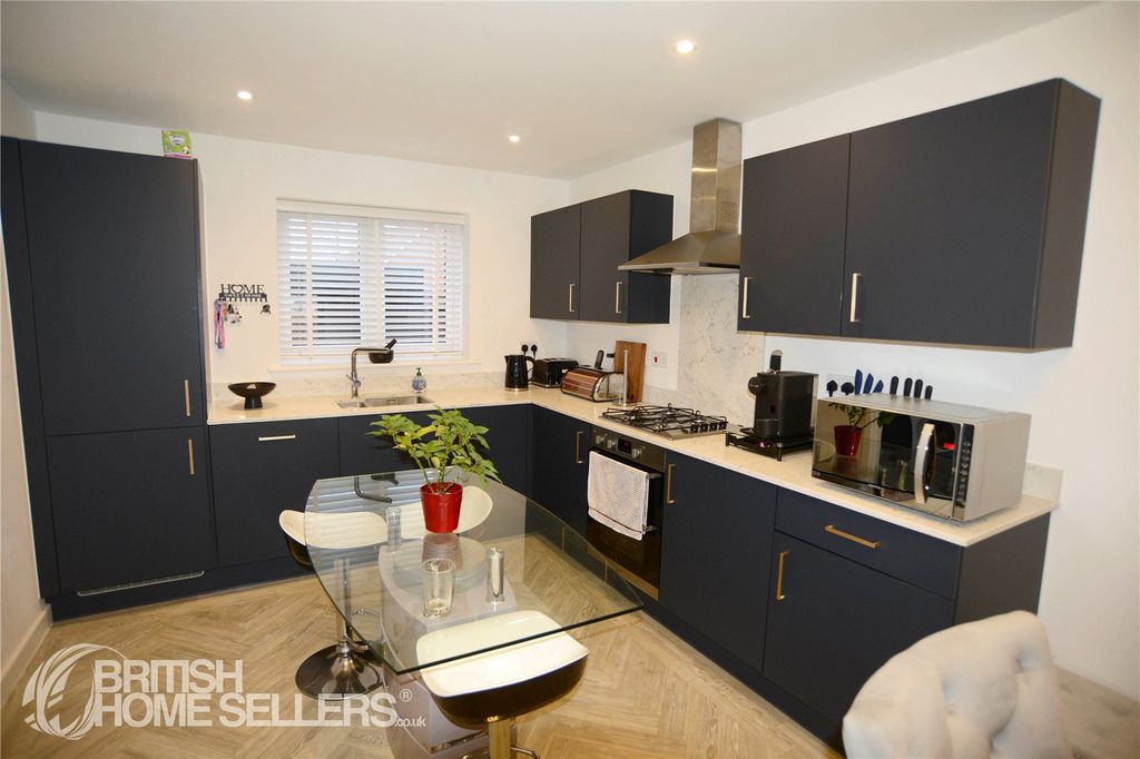 Property photo 2 of 30 Picture No. 14