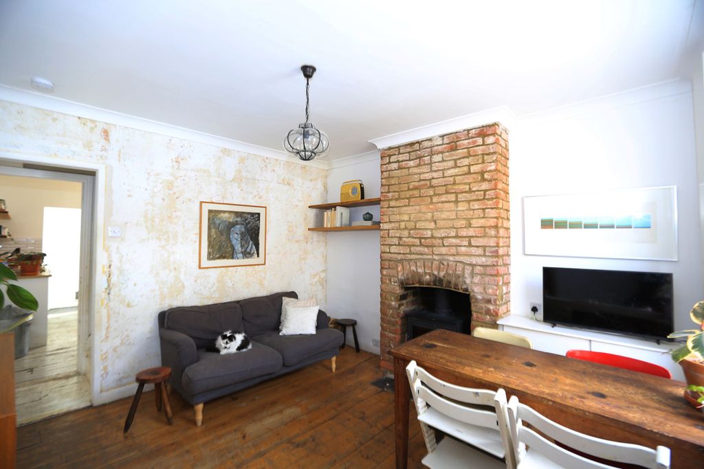Property photo 3 of 10