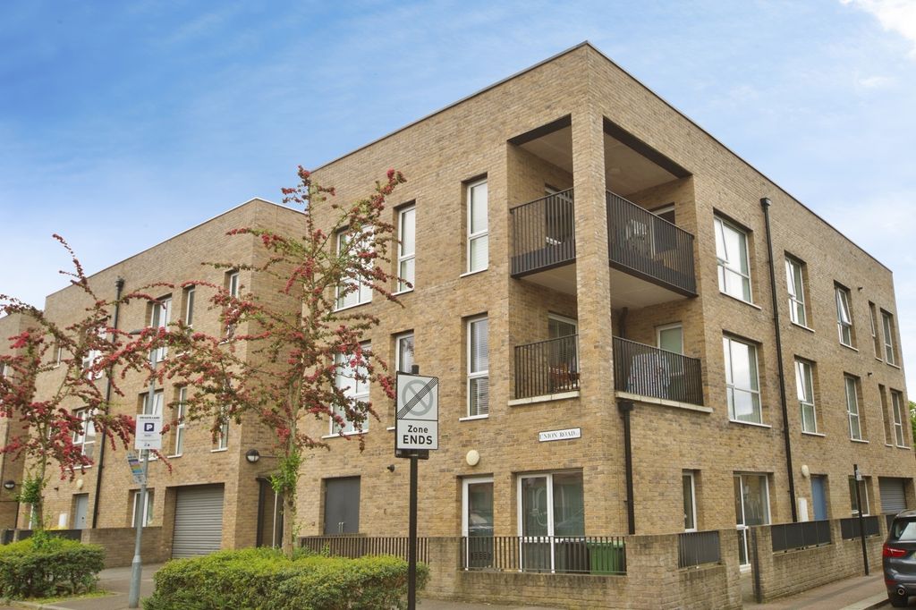 Property photo 1 of 20 Pbox-Img.Jpg