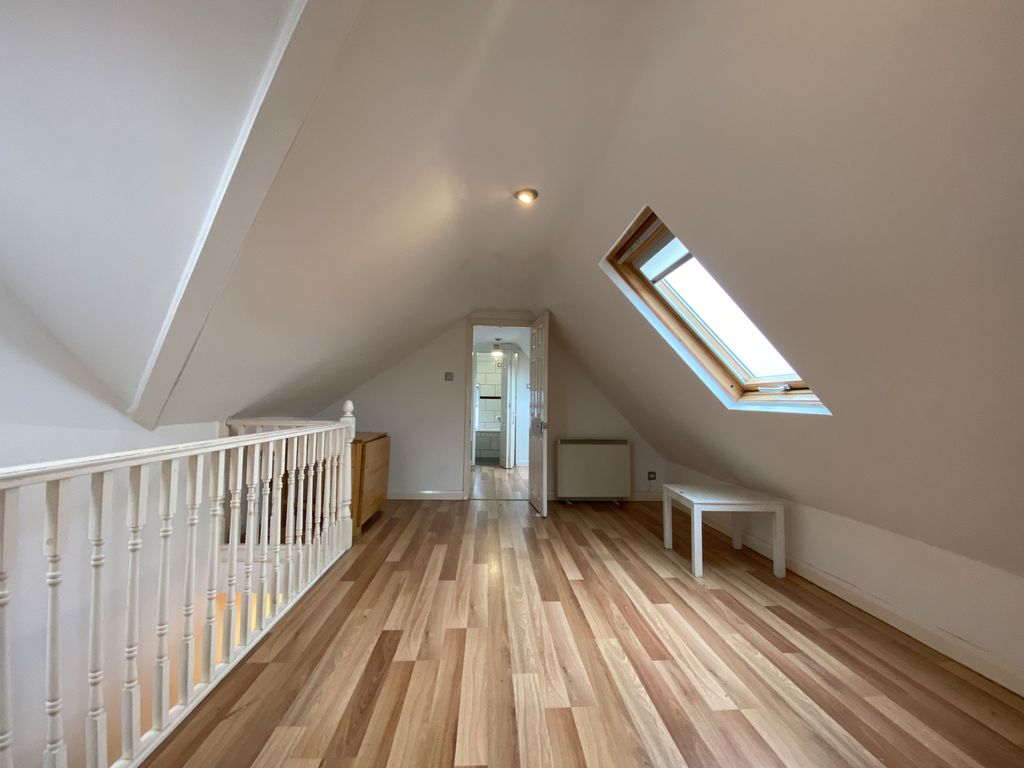Property photo 1 of 4