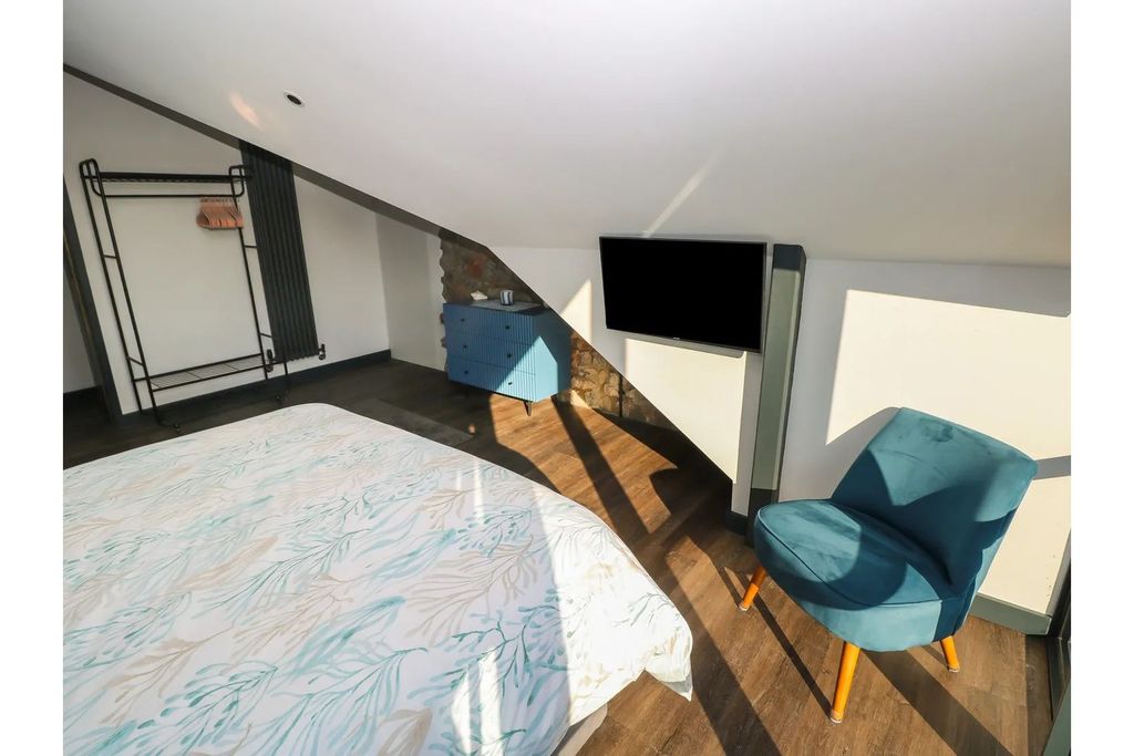 Additional image 14 of 2 bed flat for saleNarberth Road, Tenby SA70
