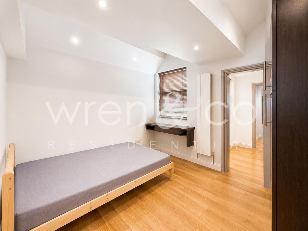 Property photo 2 of 11 Gallery