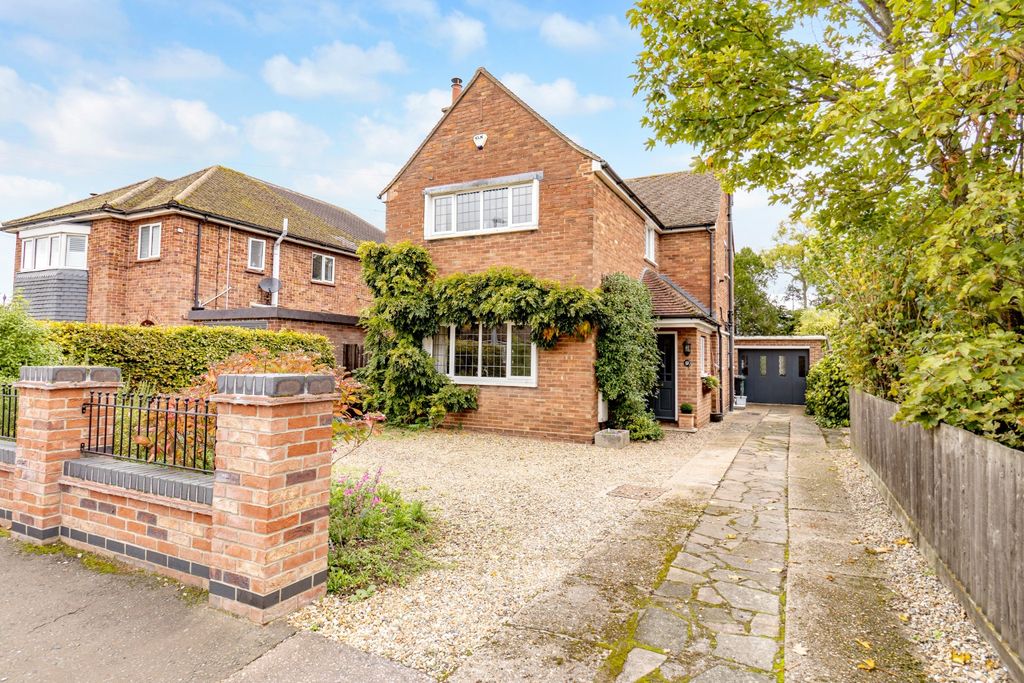 Property photo 1 of 34 4584134