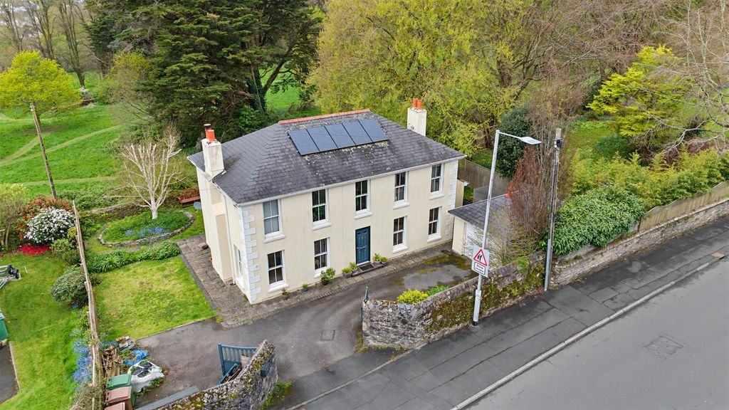 Property photo 1 of 31 Elevated