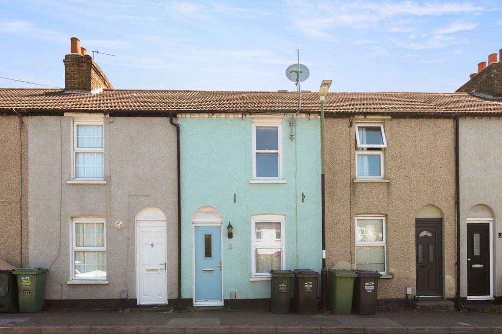 Property photo 2 of 16