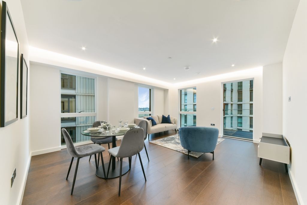 Property photo 2 of 10 Living Area