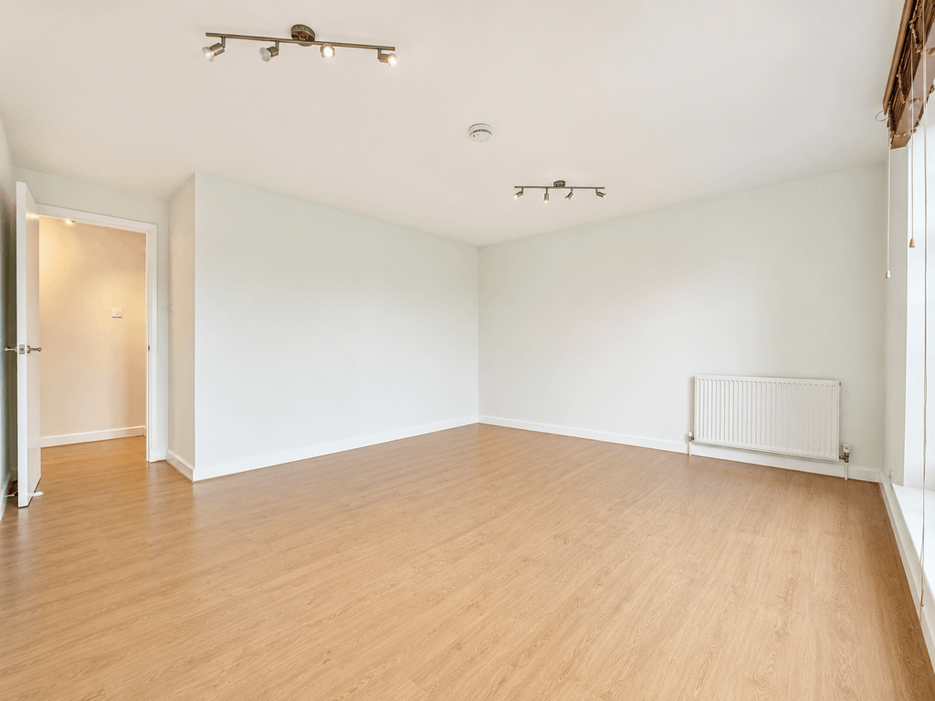 Property photo 3 of 15 Gallery