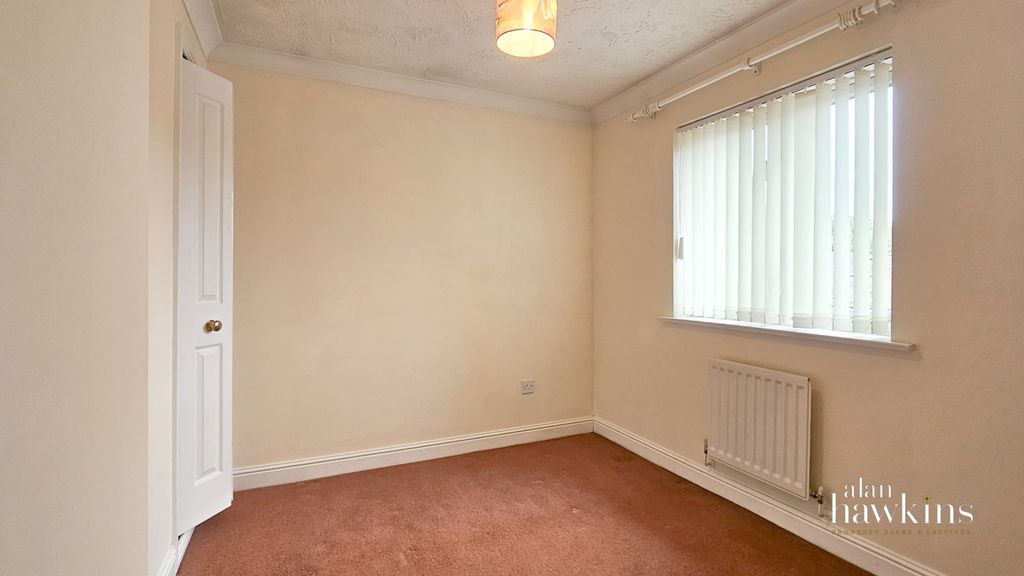 Additional image 8 of 3 bed link detached house to rentLyme Way, Abbey Meads SN25