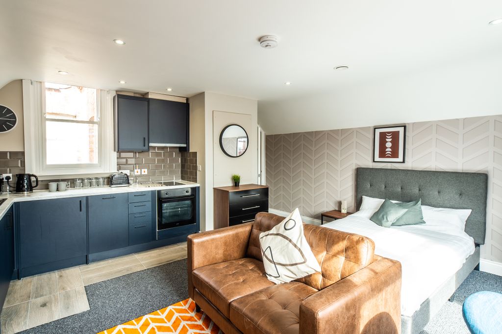 Property photo 3 of 10 Canning Place B316-003