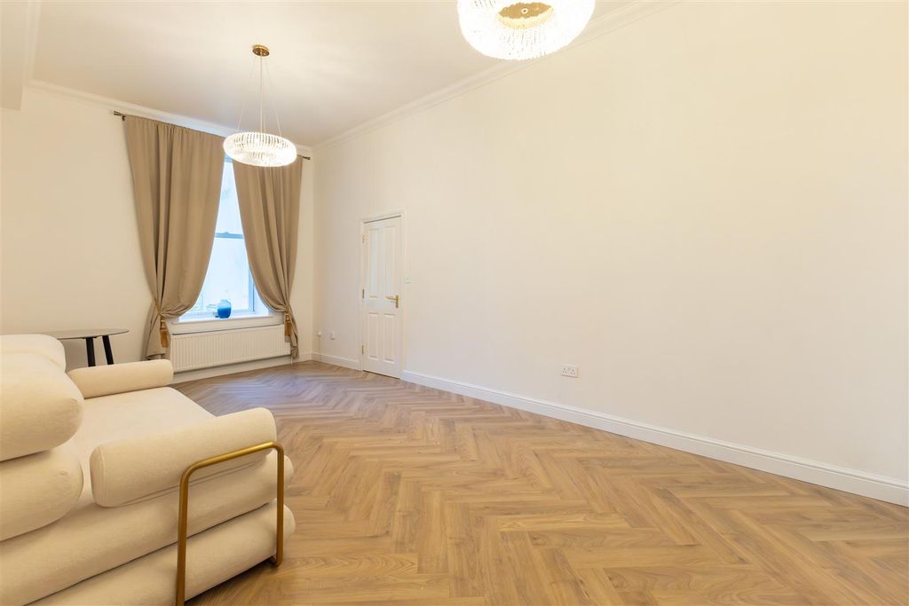 Property photo 3 of 10 Open Plan Living