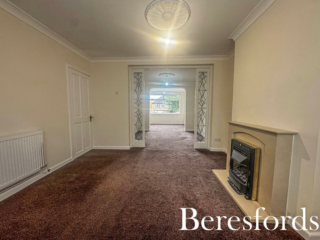 Property photo 3 of 21 Picture No. 06