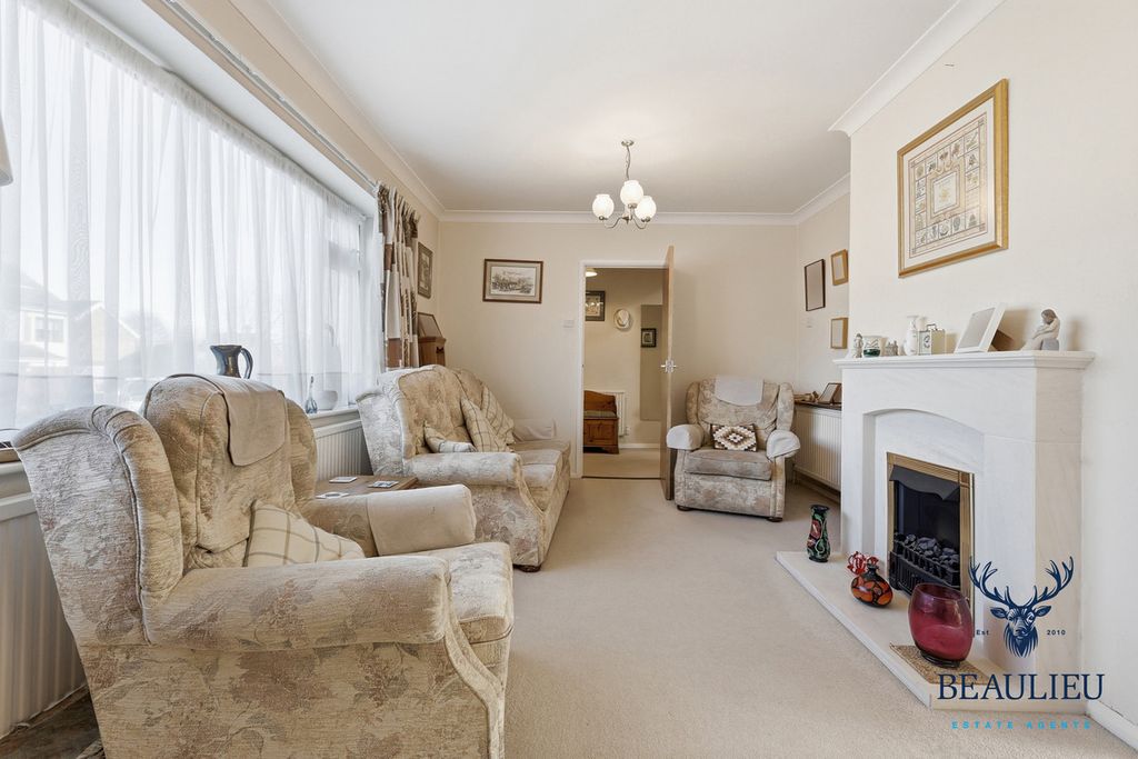Property photo 3 of 24