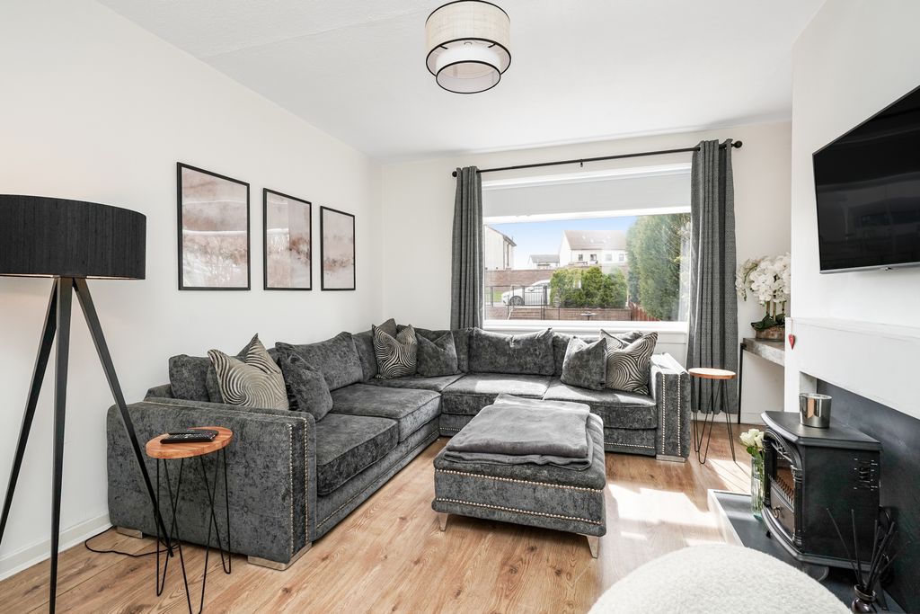 Property photo 2 of 12 Property Image 2