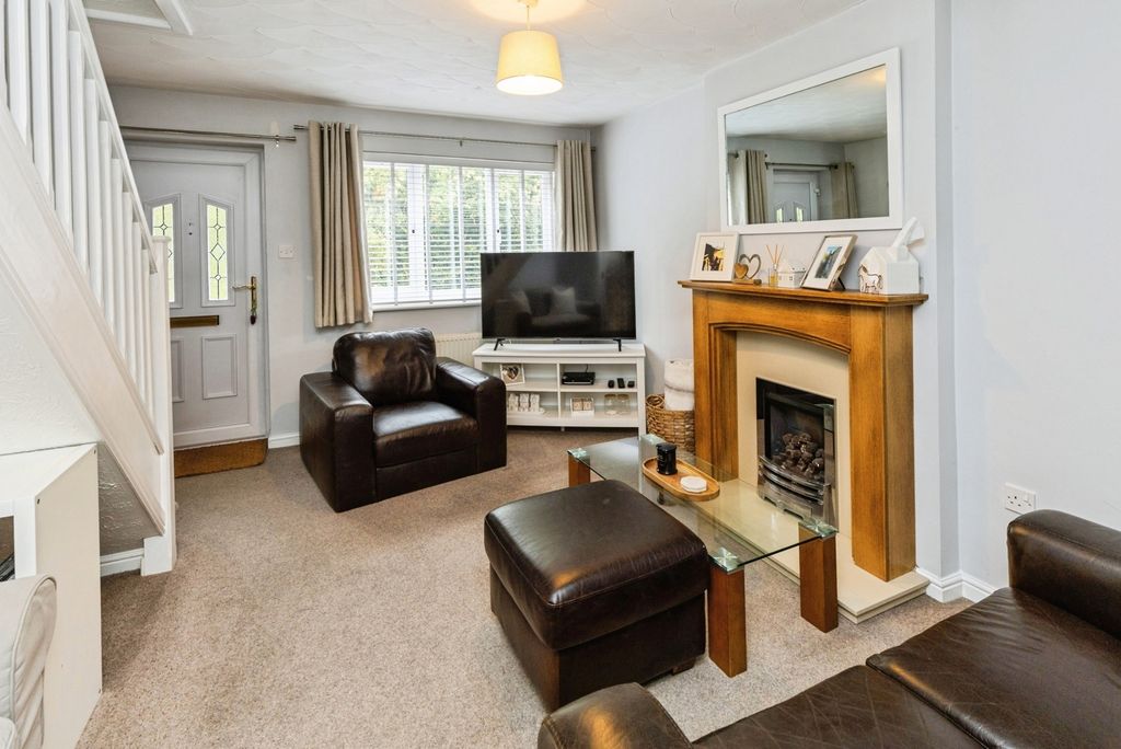 Property photo 3 of 17 Pbox-Img.Jpg