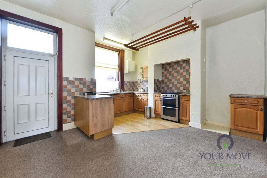 Property photo 2 of 10 Pbox-Img.Jpg
