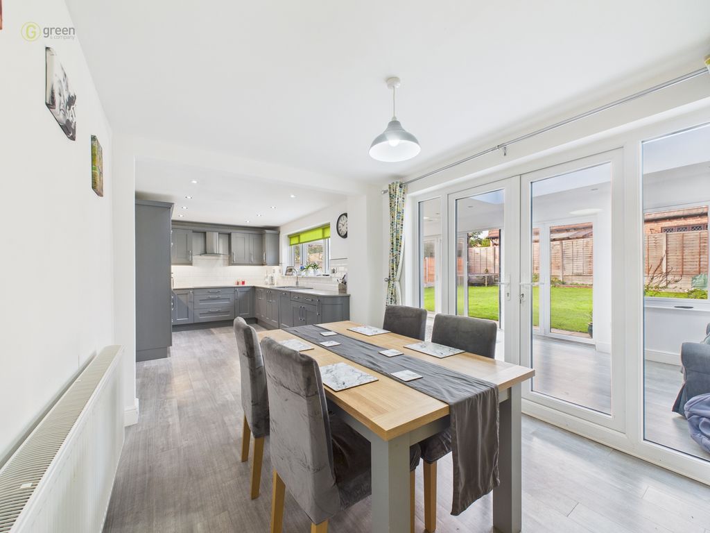 Property photo 3 of 28