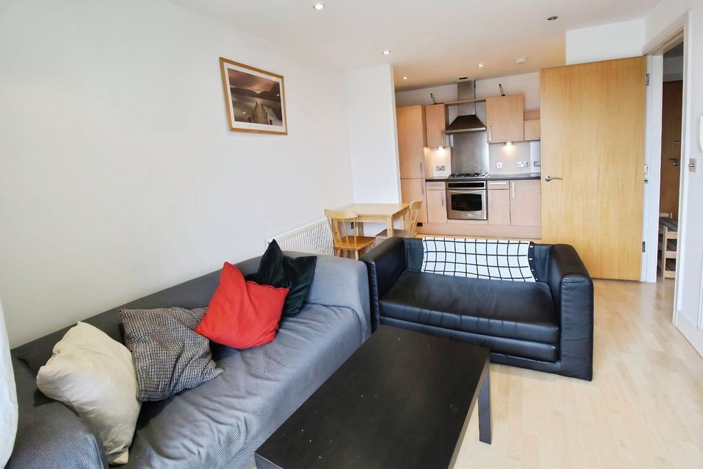 Property photo 1 of 8 Picture No. 20