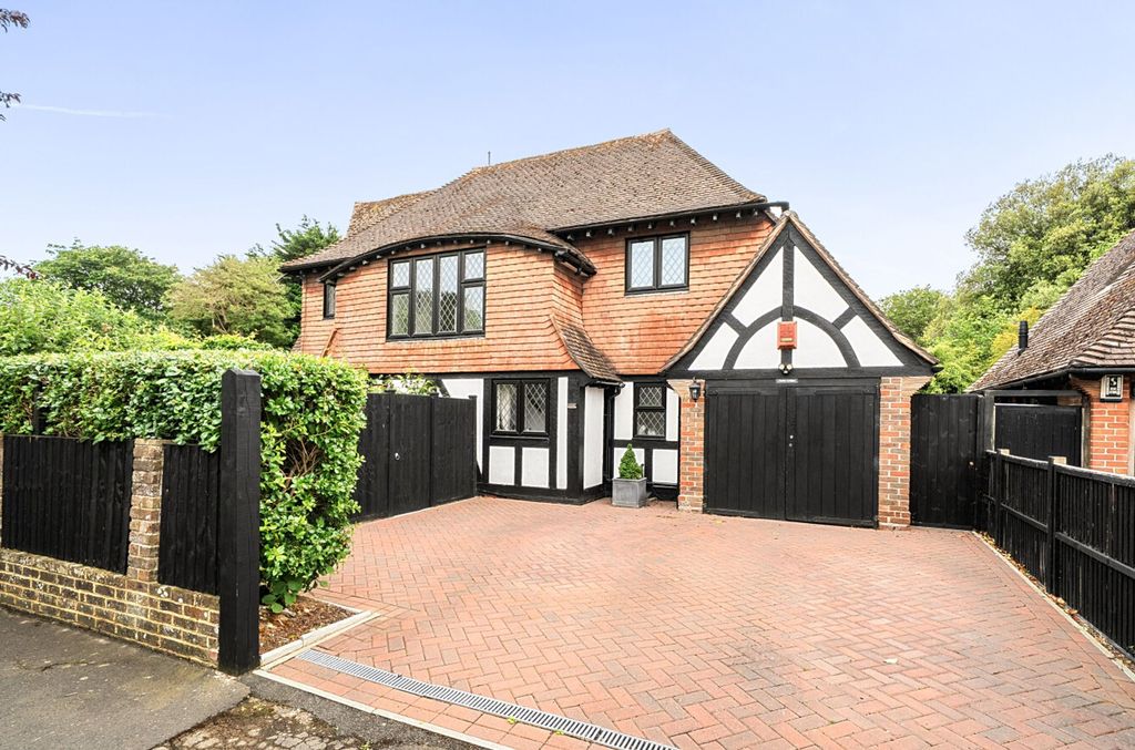 Property photo 1 of 23