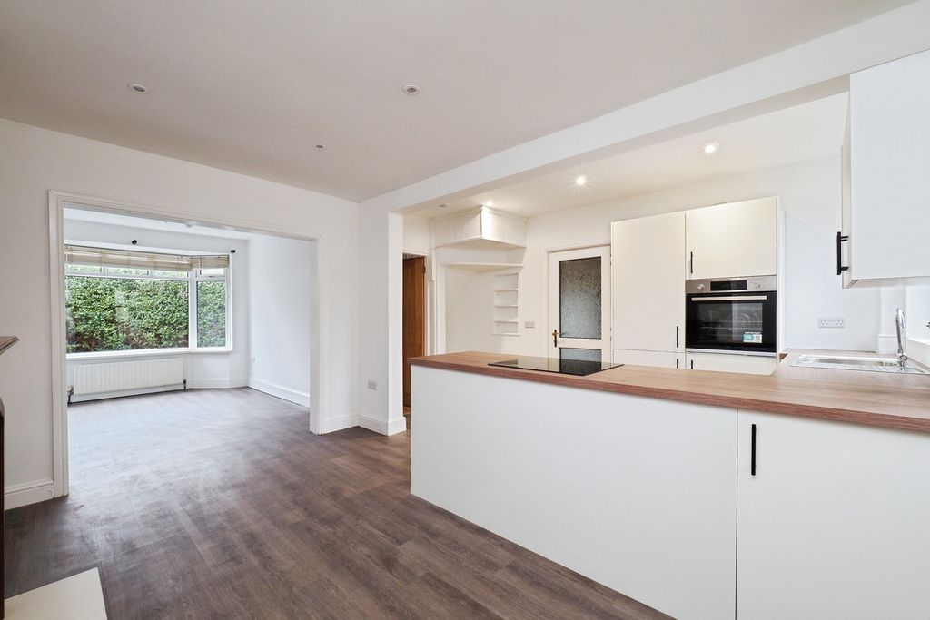 Property photo 1 of 27 Pbox-Img.Jpg