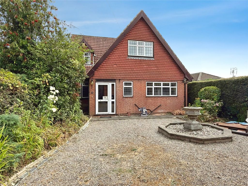 Property photo 1 of 28 Picture No. 43