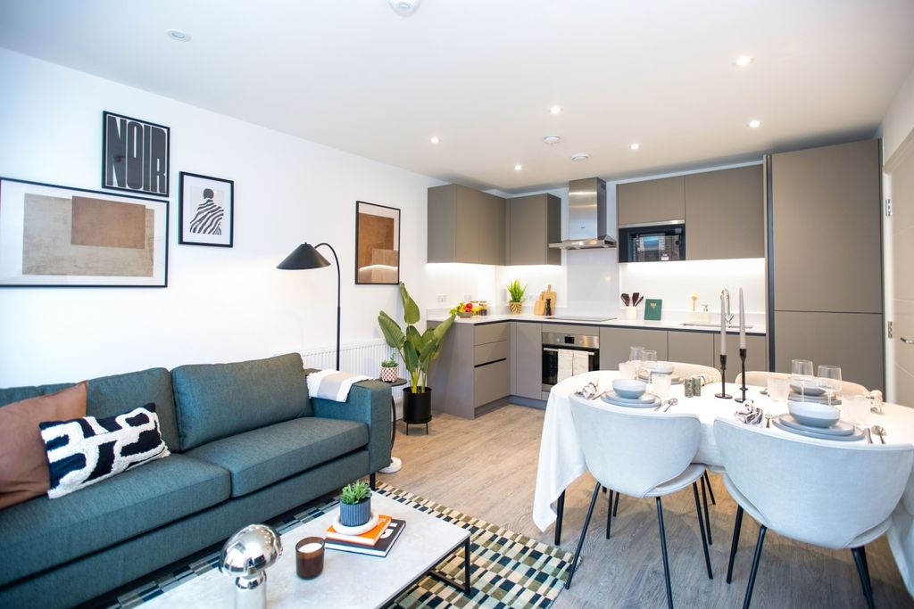 Property photo 1 of 6 Reception